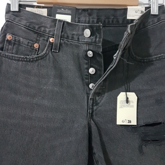 Levi's 501® 90's Women's Denim Shorts Beach Cut Black Sz 24 NWT - Picture 4 of 11